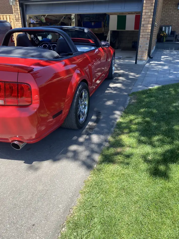 Ford Mustang снимка Ford Mustang
