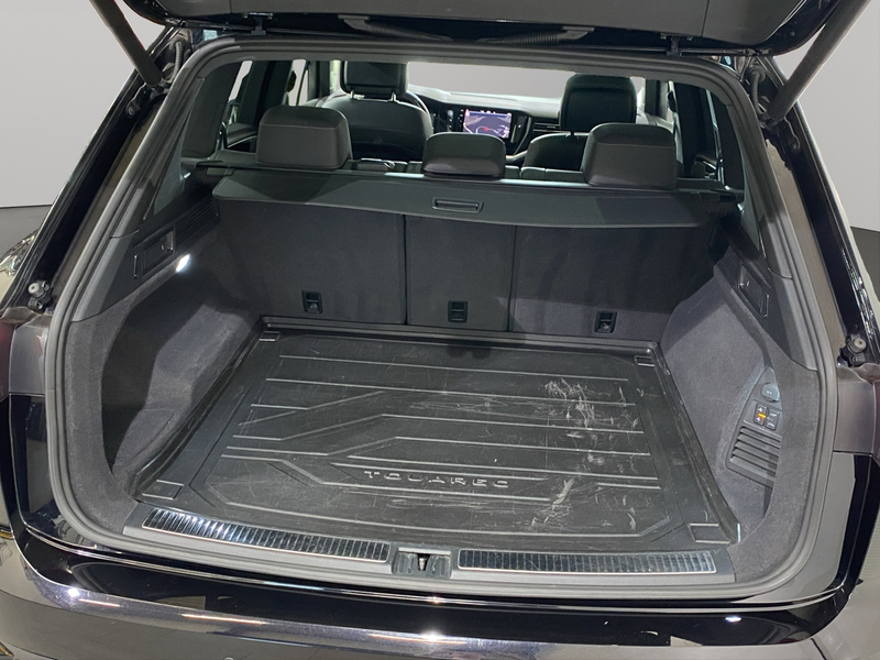 Volkswagen Touareg V6 3.0 TDI 4Motion Automatik R-Line — photo 12
