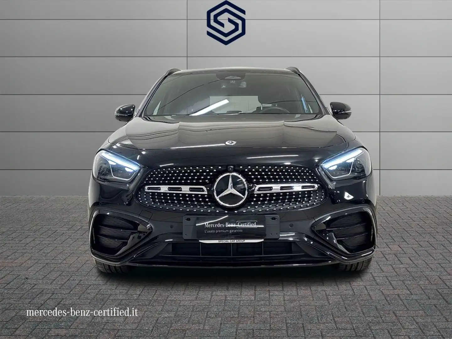 Mercedes-Benz GLA 200 GLA 200 d Automatic AMG Line Premium Nero - 2