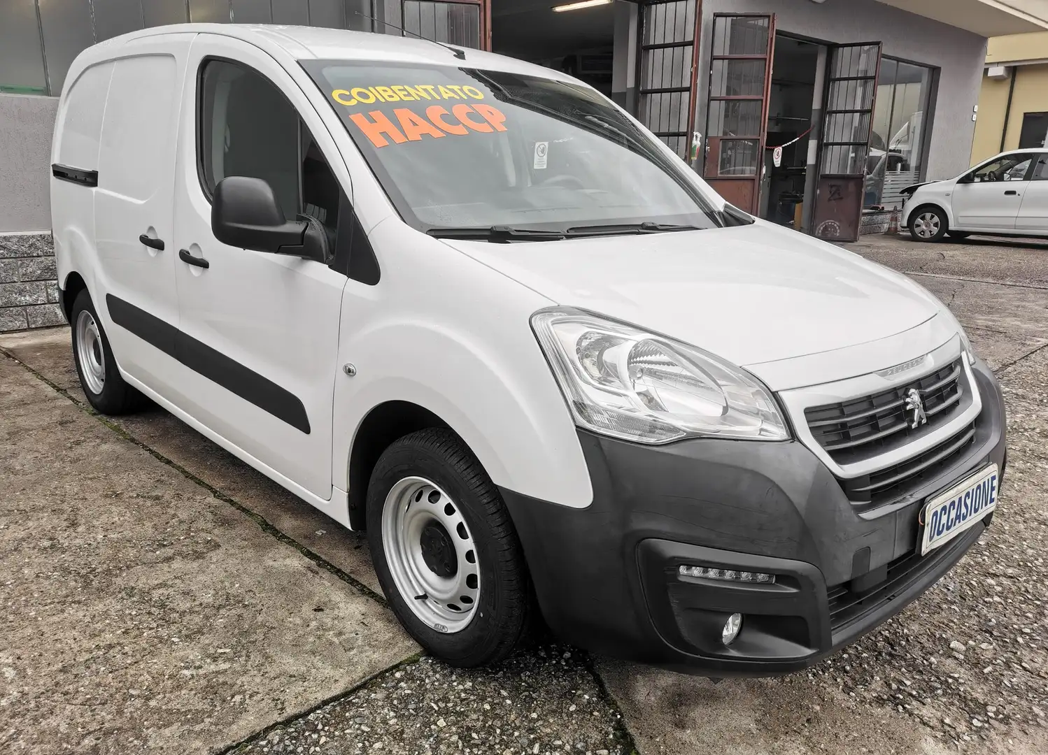 Peugeot Partner 1.6 BLUEHDI 100CV COIBENTATO HACCP Blanco - 1