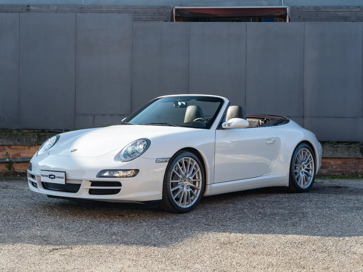 Porsche 997 911 Carrera 4S Cabriolet - Man - Uff. ITA Blanc - 1