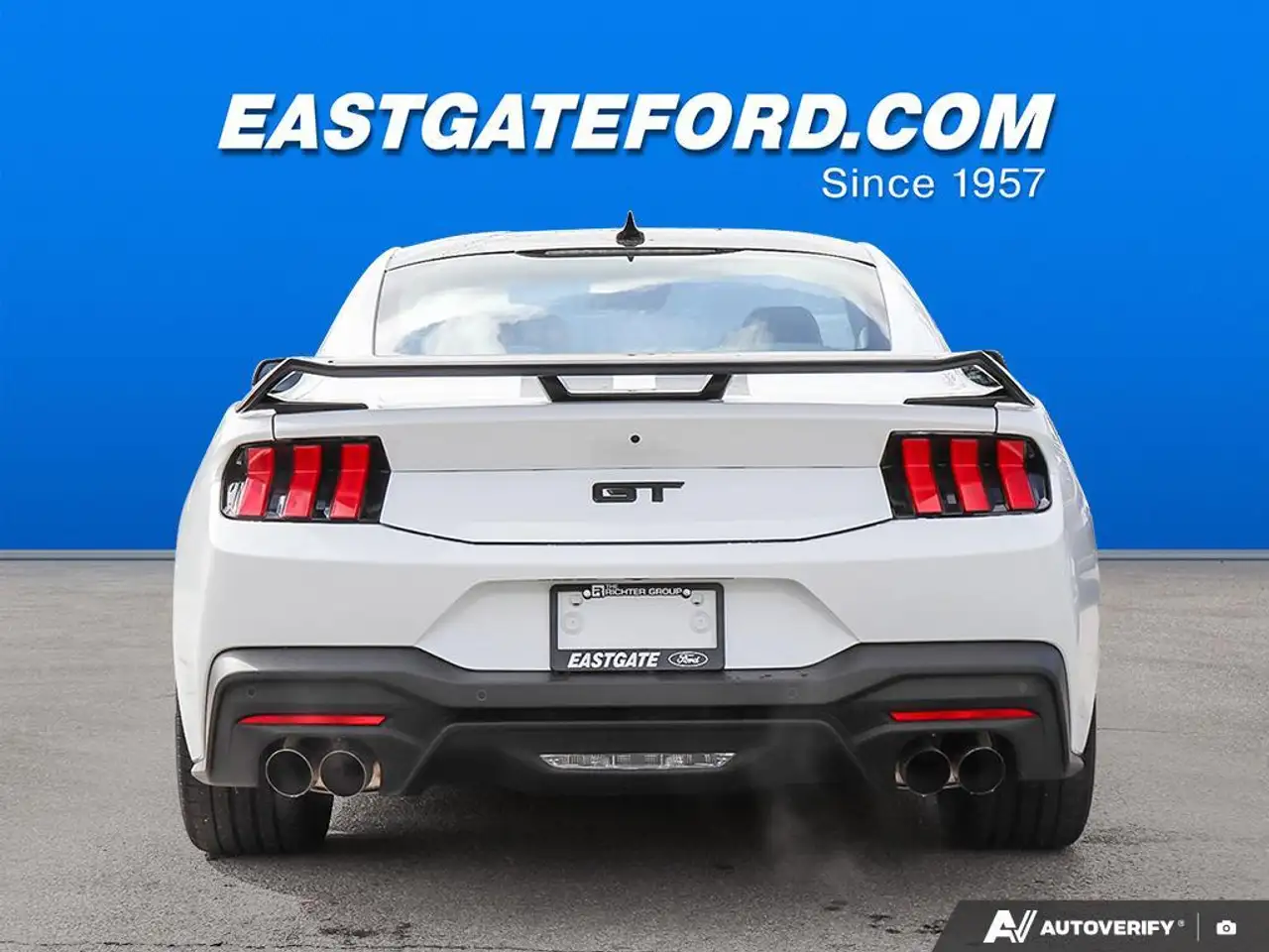 Ford Mustang снимка Ford Mustang