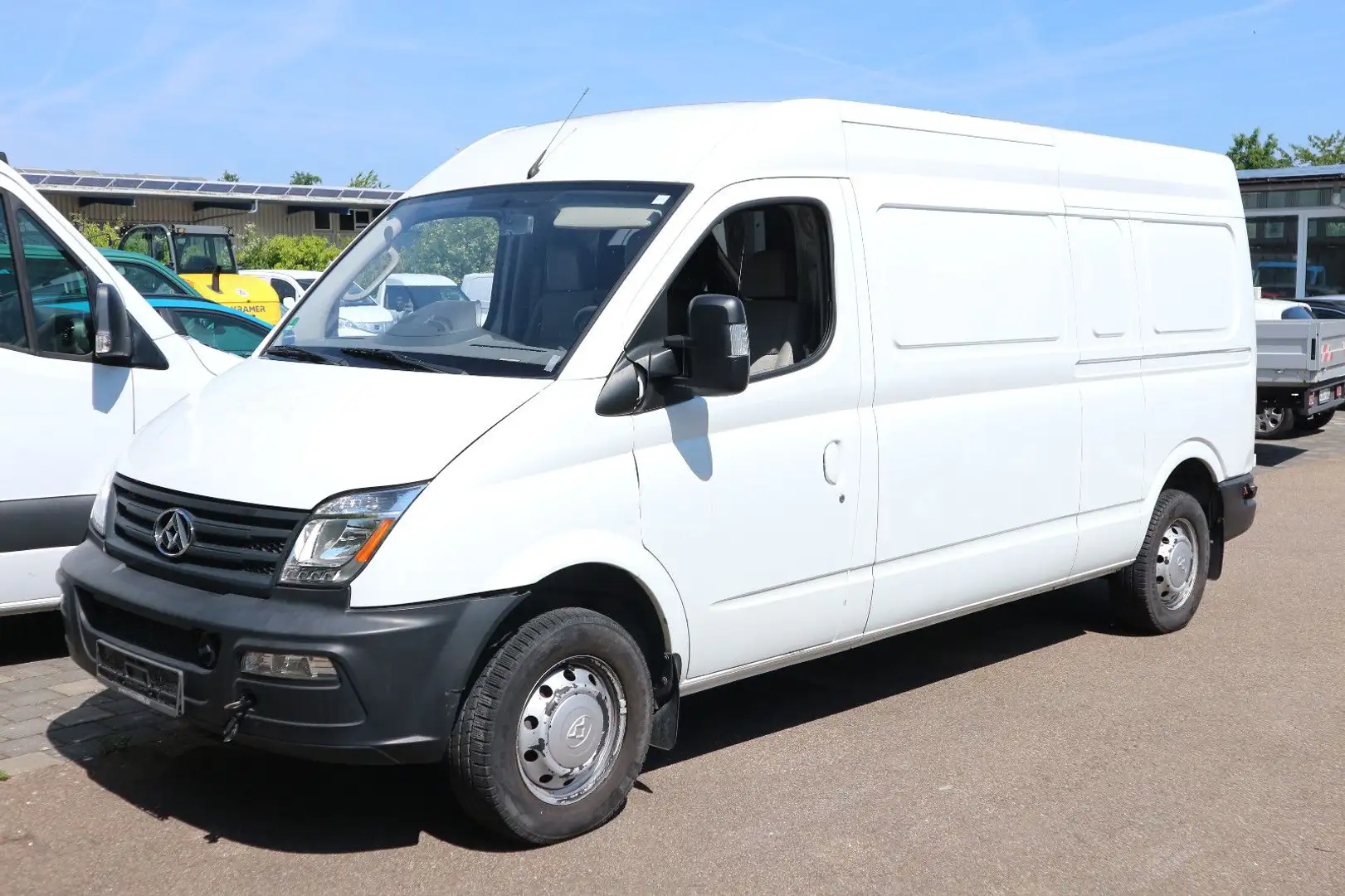 Maxus EV 80 Klima Reichweite 180km 56kWh Akku Navi Weiß - 1