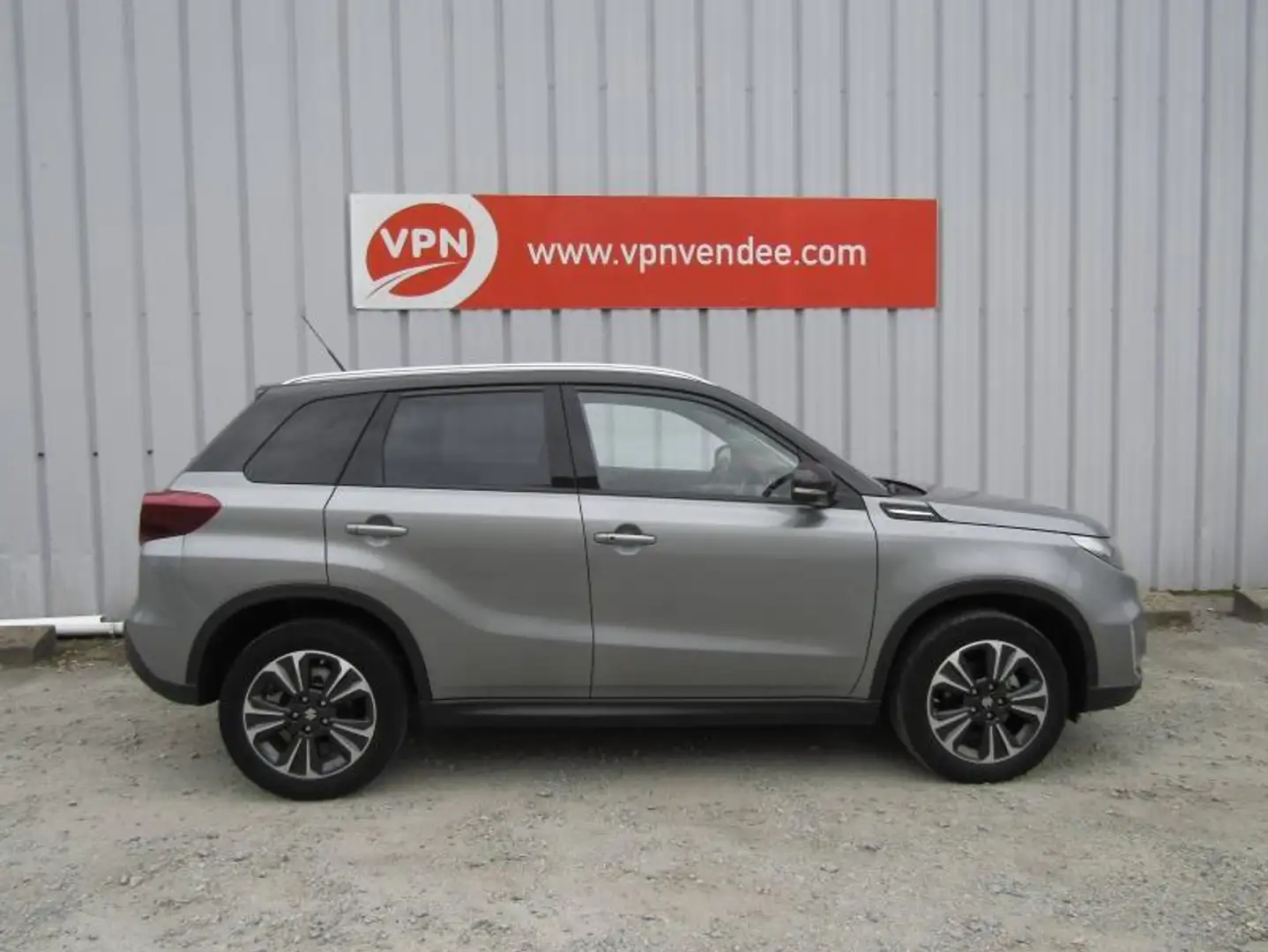 Suzuki Vitara 1.5 Dualjet Hybrid 115ch Style Auto Grau - 2