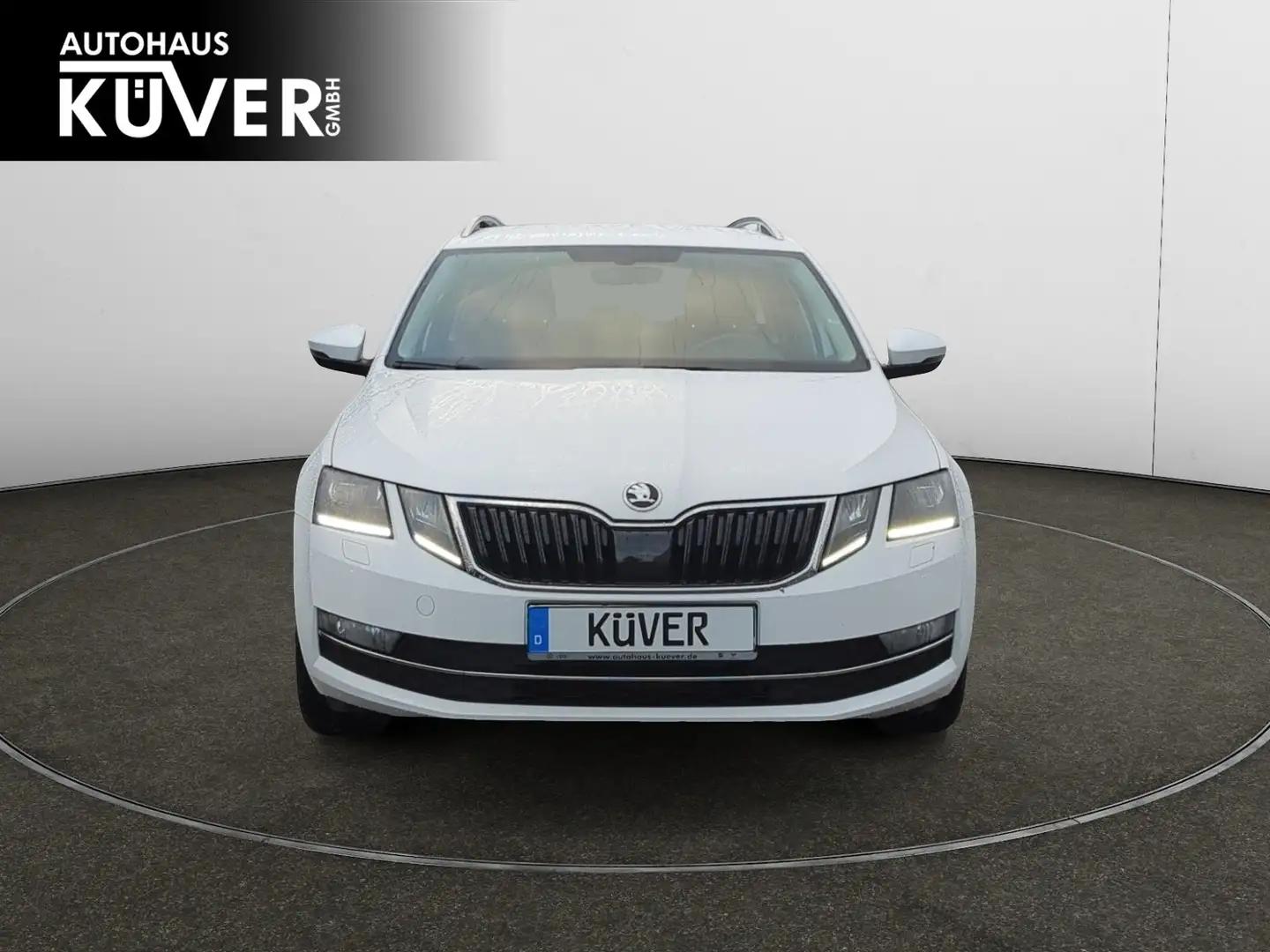 Skoda Octavia Combi 1.6 TDI DSG Style Navi+ACC+AHK+PDC Weiß - 2