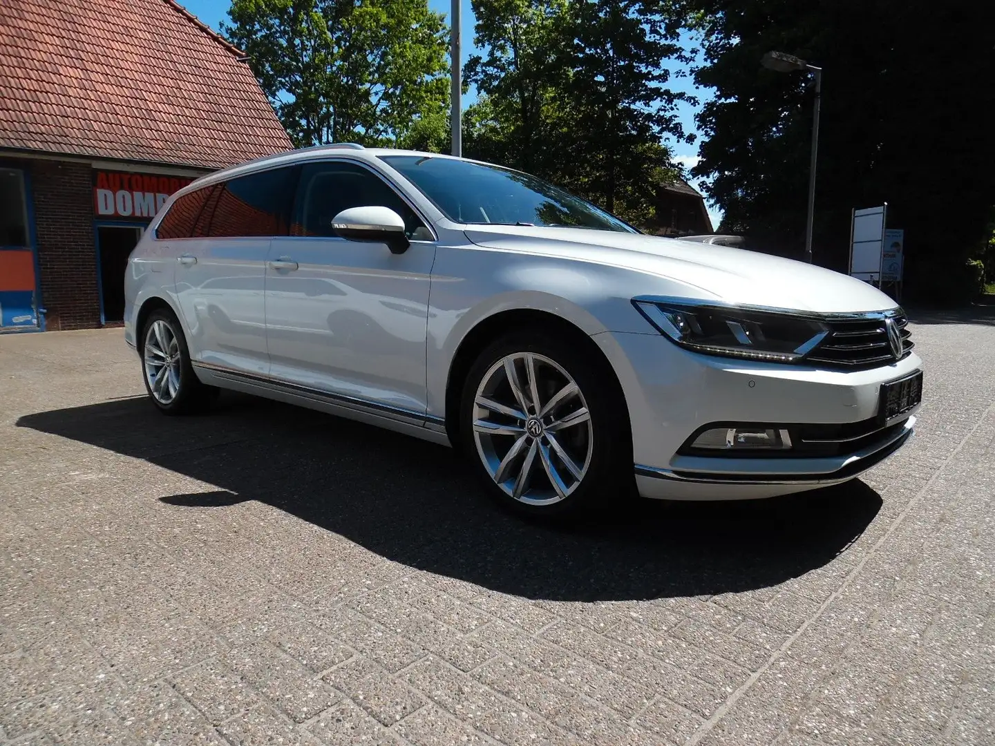 Volkswagen Passat Variant Highline BMT/Start-Stopp*NAVI*LED Weiß - 1