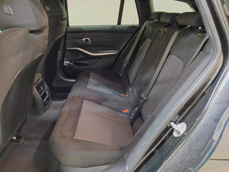 BMW 320 d xDrive Touring M Sport ACC HiFi 360° StHz — photo 14
