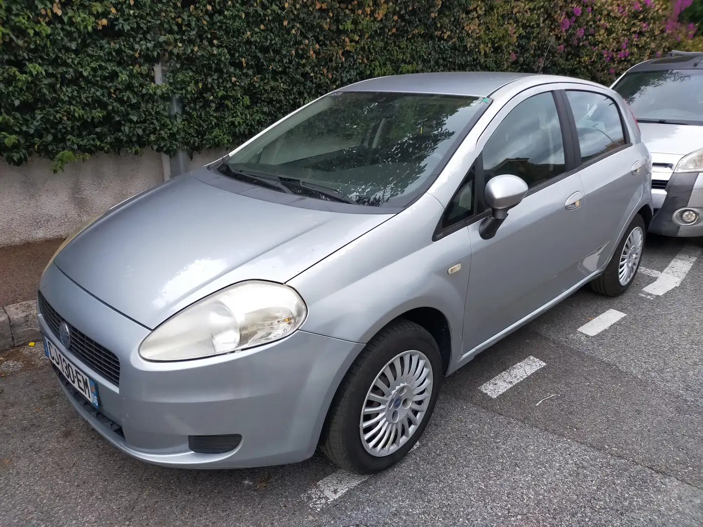 Fiat Grande Punto Grande Punto 1.3 Multijet 16V 75 Active Gris - 1