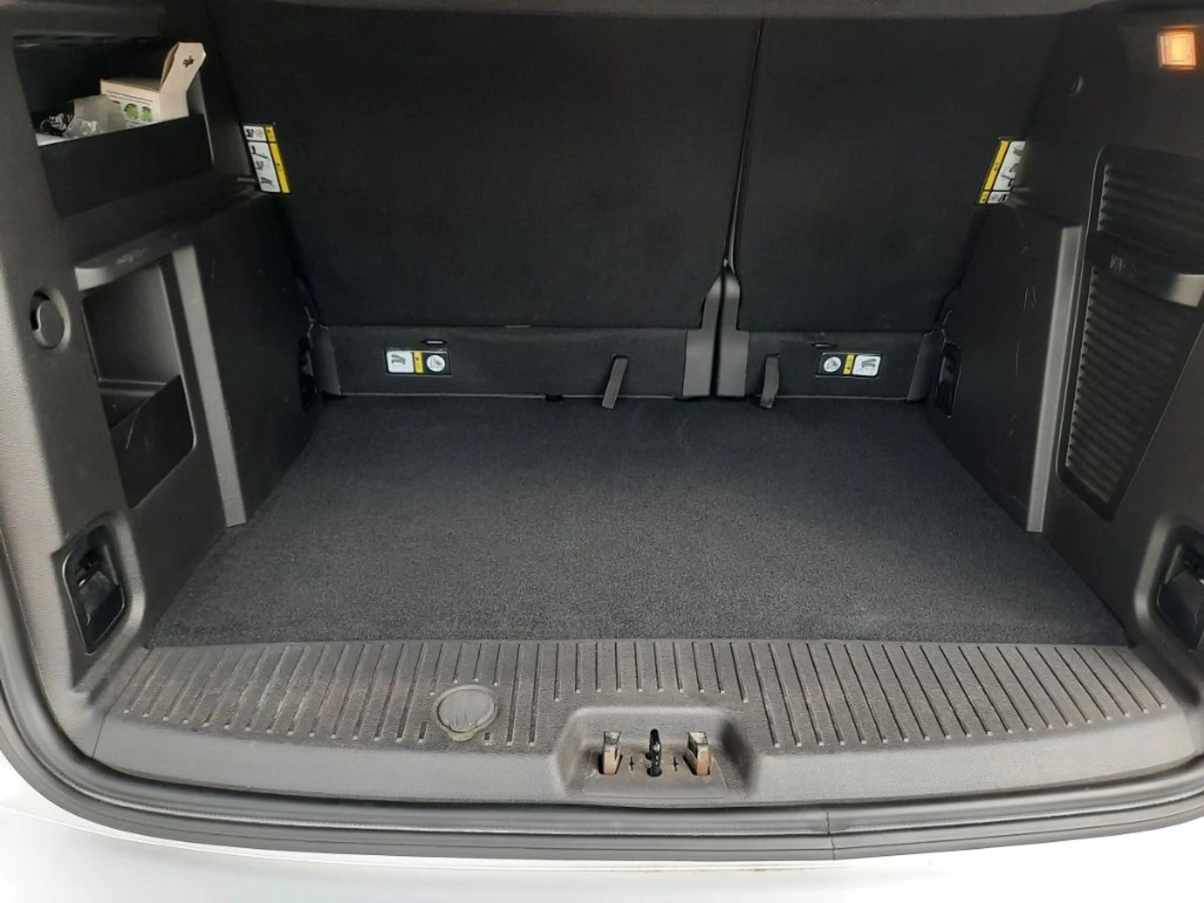 Ford Tourneo Courier 1.0 EcoBoost Titanium AHZV — photo 8