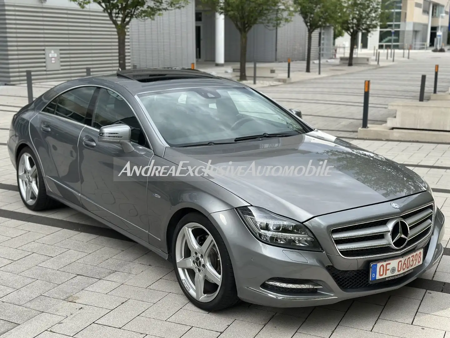 Mercedes-Benz CLS 350 CDI BE Sportpaket AMG Felg  JULI SPECIAL Argent - 1