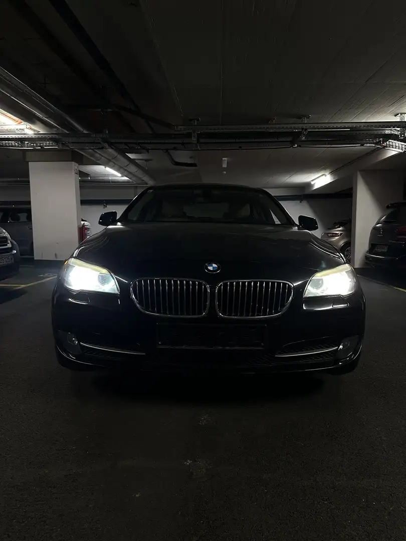 BMW 528 528i Aut. - 2