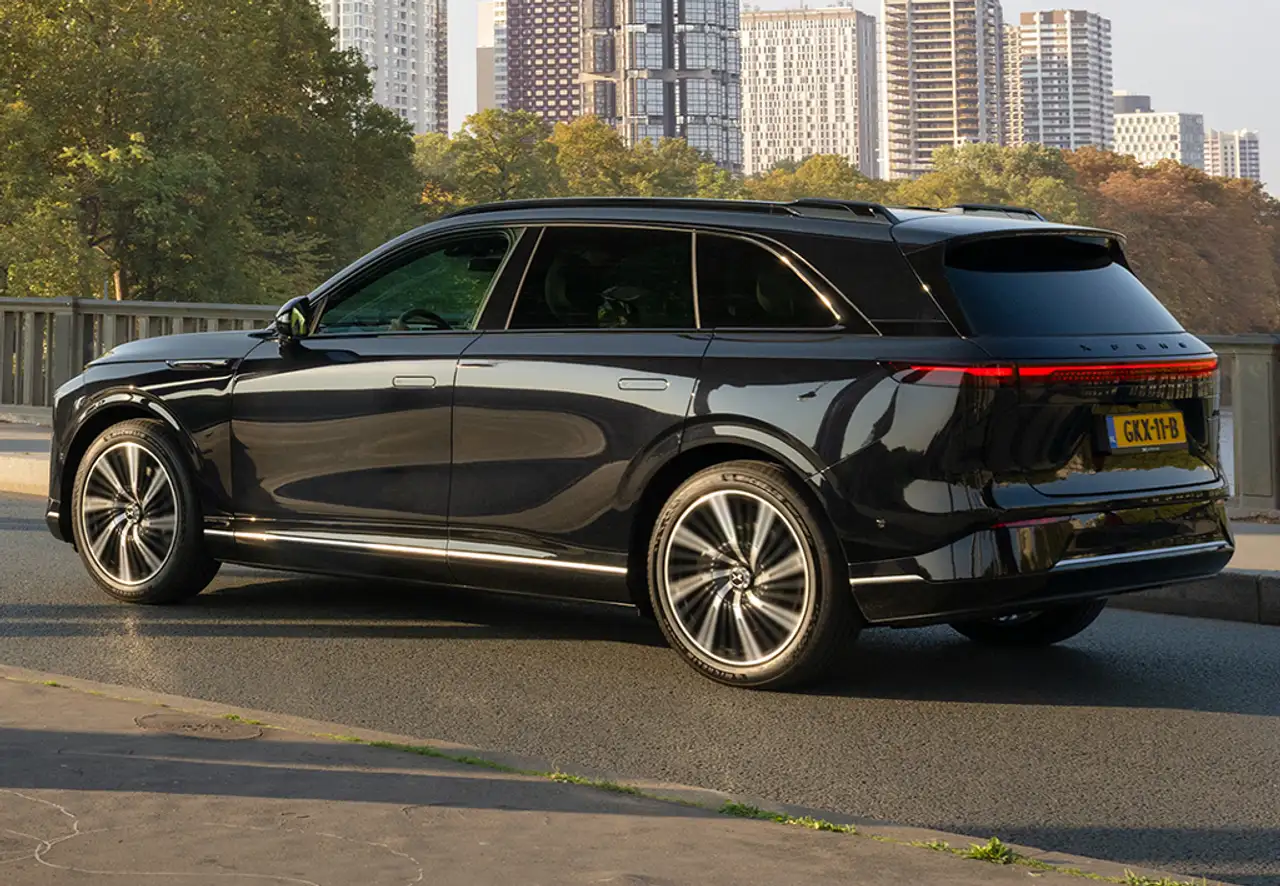 XPENG G9