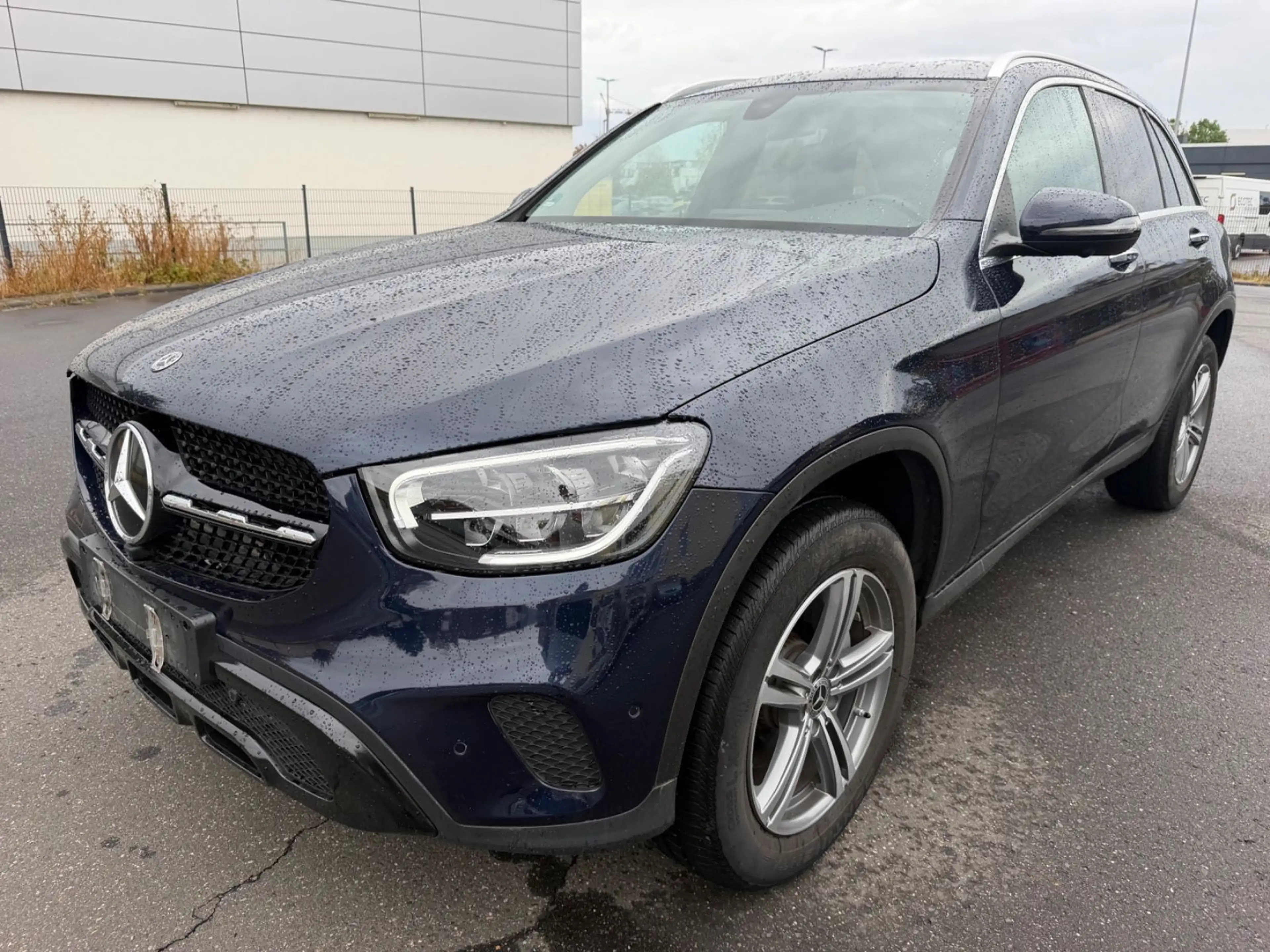 Mercedes-Benz GLC 300 AMG Line