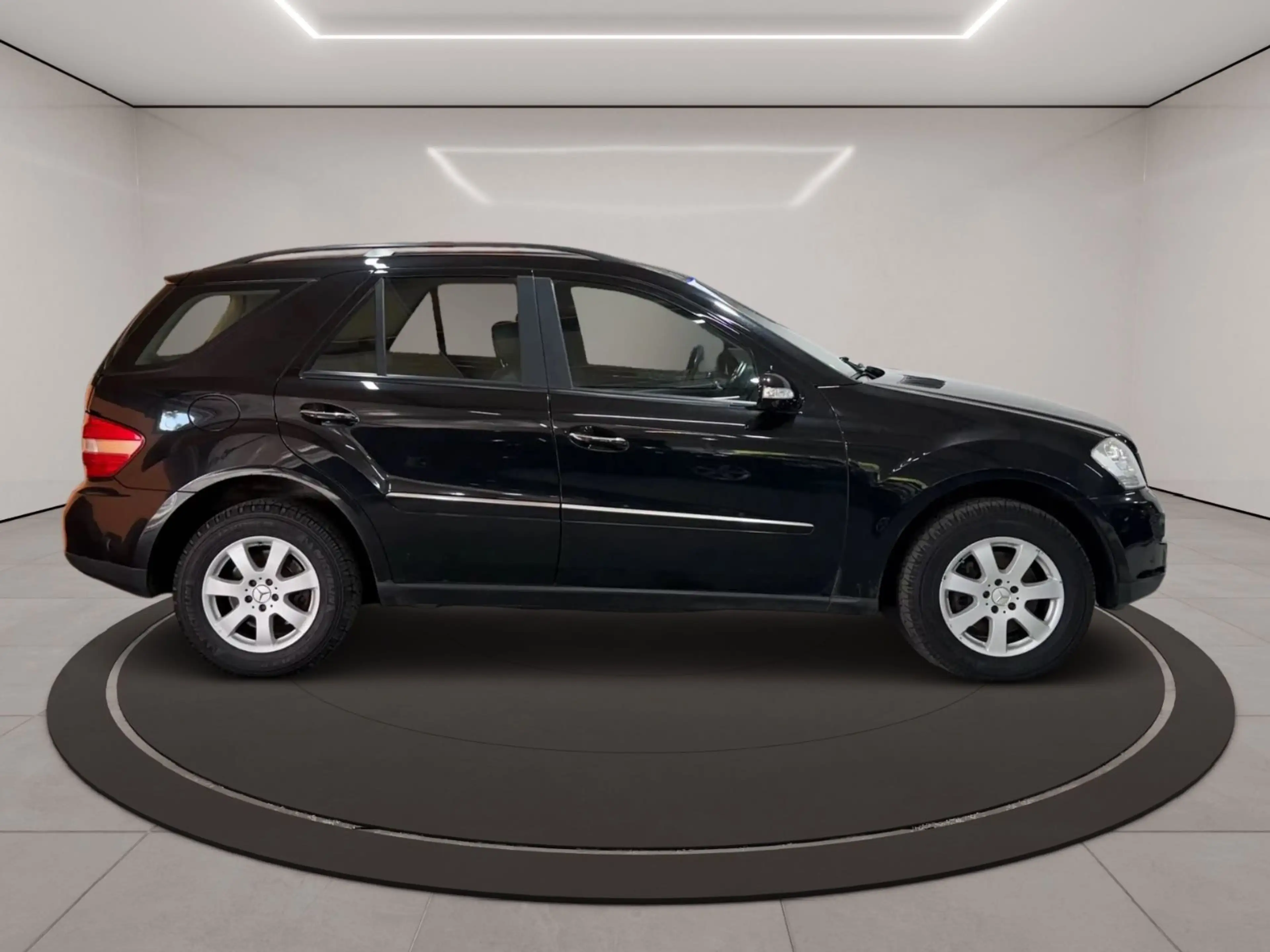 Mercedes-Benz ML 320 ML ML 320 CDI 4Matic — photo 9