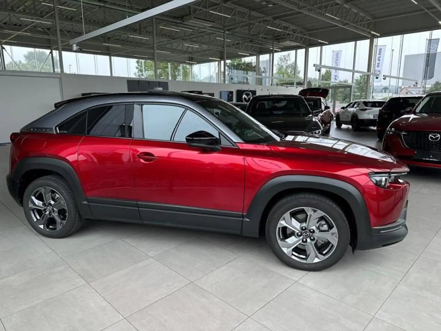 Mazda MX-30 Skycruis 3-tone Full Option Rouge - 2