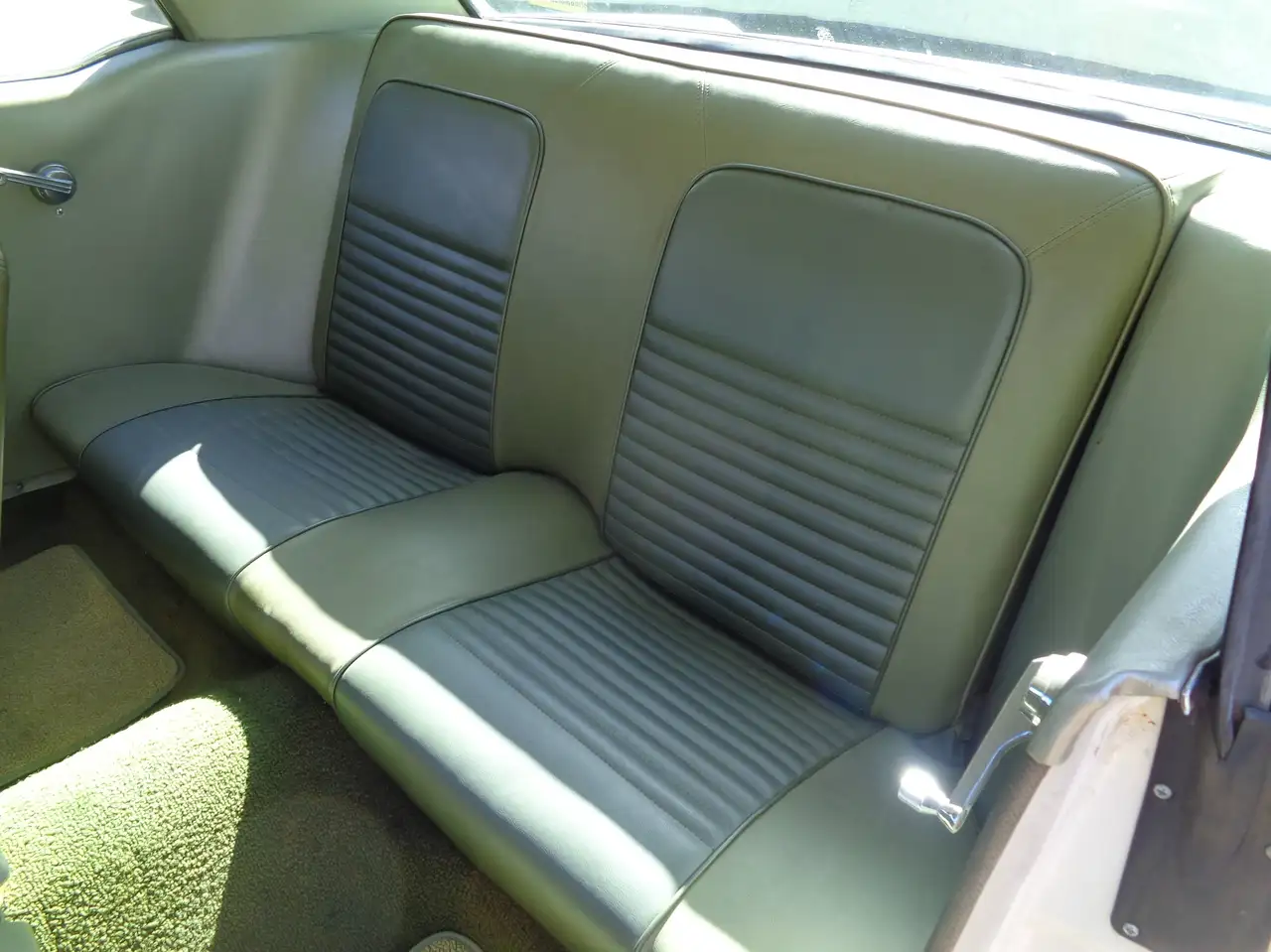Ford Mustang Coupe 4.7ltr. V8 Automatik top Zustand, foto 9