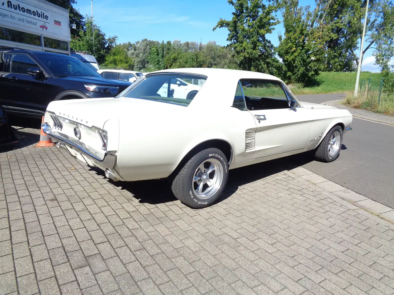 Ford Mustang Coupe 4.7ltr. V8 Automatik top Zustand, foto 4