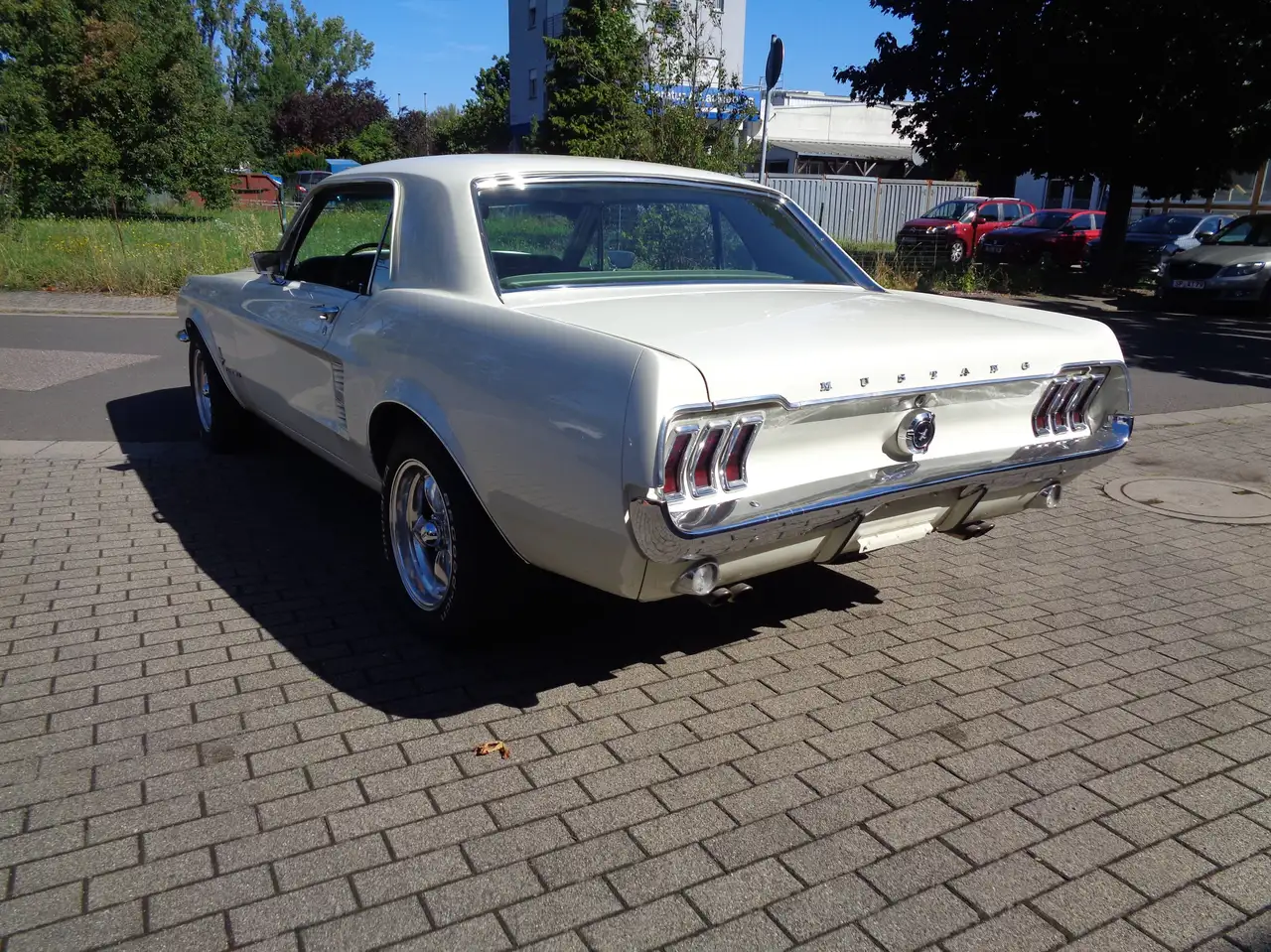 Ford Mustang Coupe 4.7ltr. V8 Automatik top Zustand, foto 5