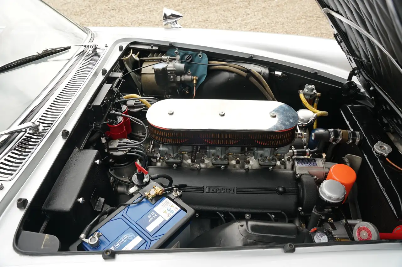 Ferrari 250 GTE Series 3 Matching numbers engine, Extensive me, foto 4