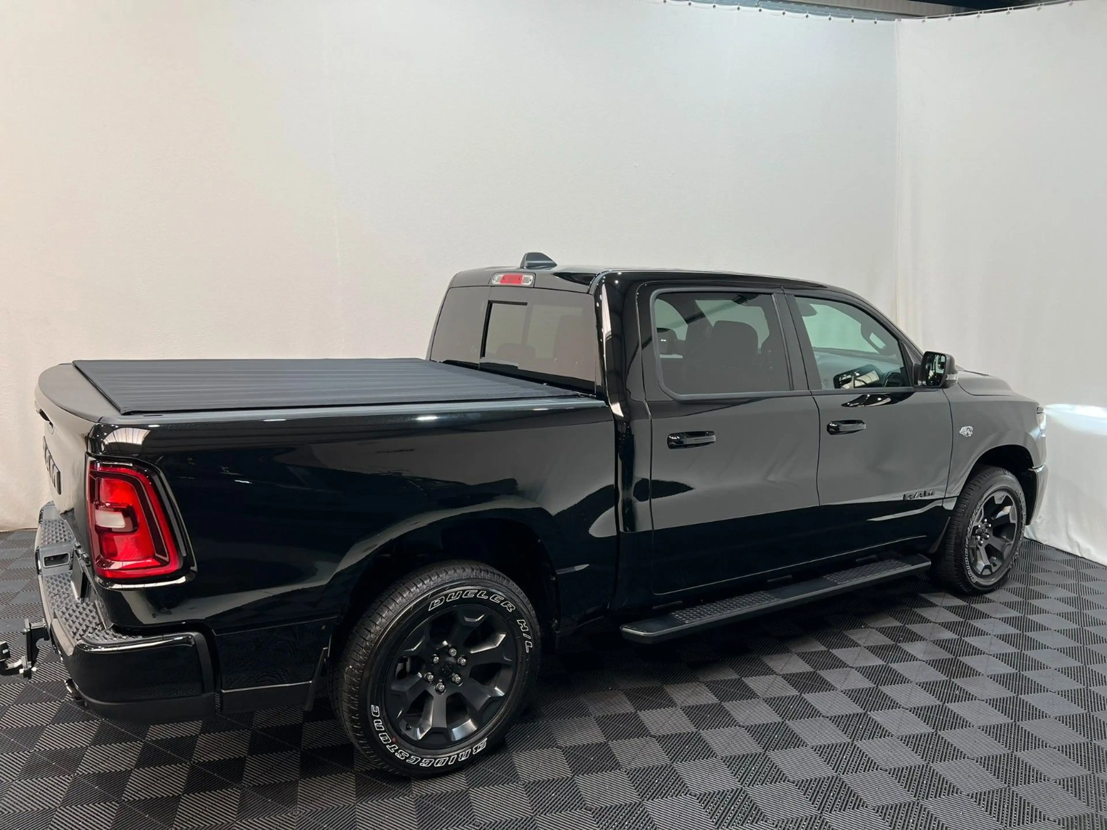 Dodge RAM 1500 Sport Crew Cab Hemi V8 — photo 7