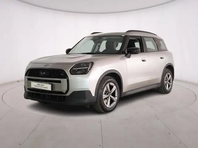 MINI Countryman D D 48V Essential