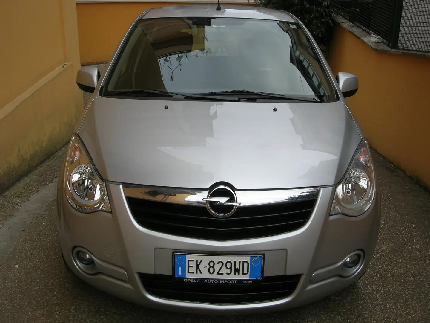 Opel Agila Agila 1.2 Enjoy 94cv auto Zilver - 1