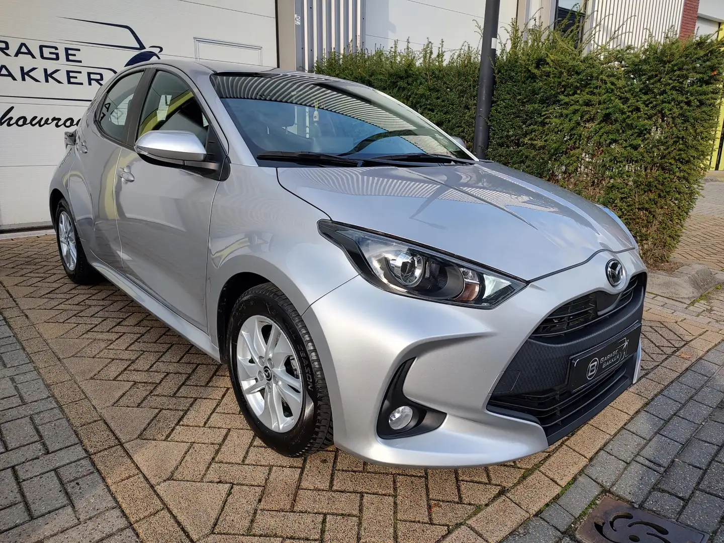 Mazda 2 Hybrid 1.5 Agile Automaat Camera Stoel-Stuurverw. Grijs - 2