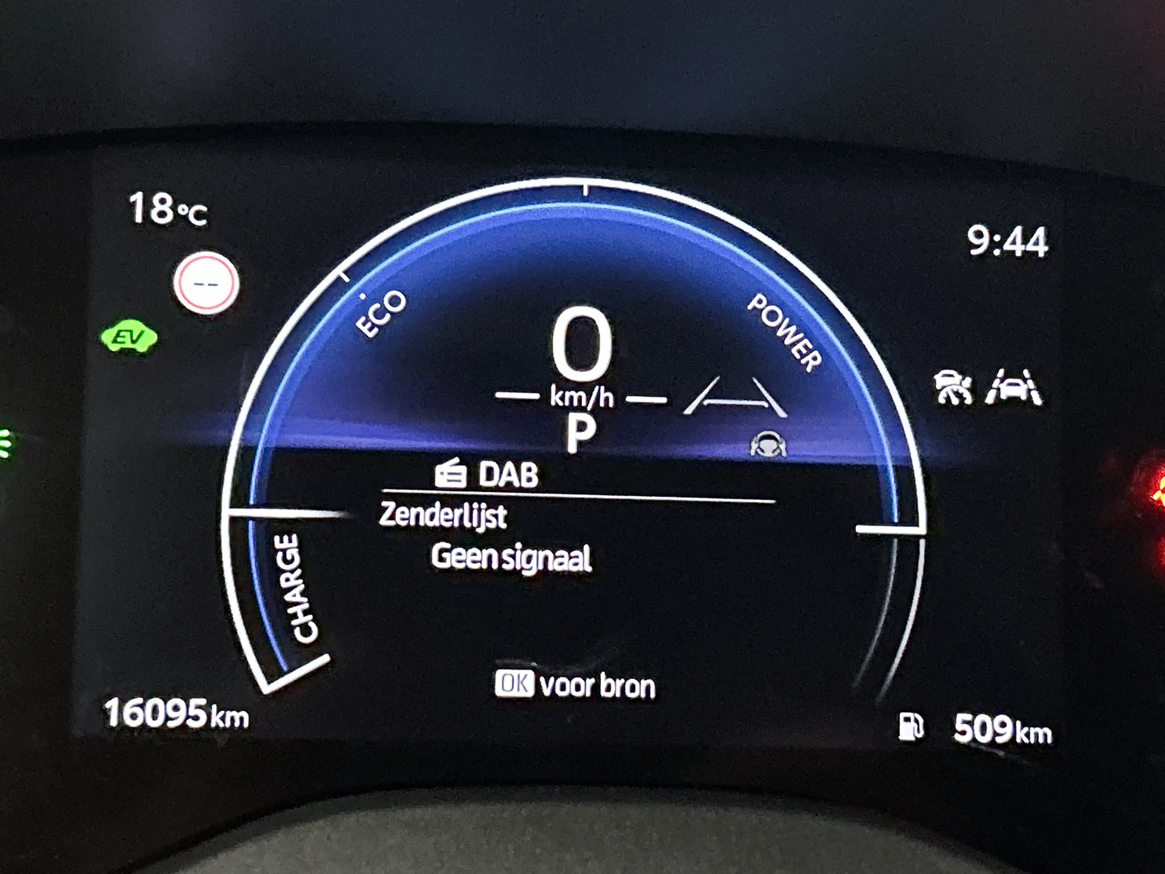 Toyota Yaris 1.5 Hybrid 115 Dynamic | BTW Voertuig | NL Auto | — photo 5