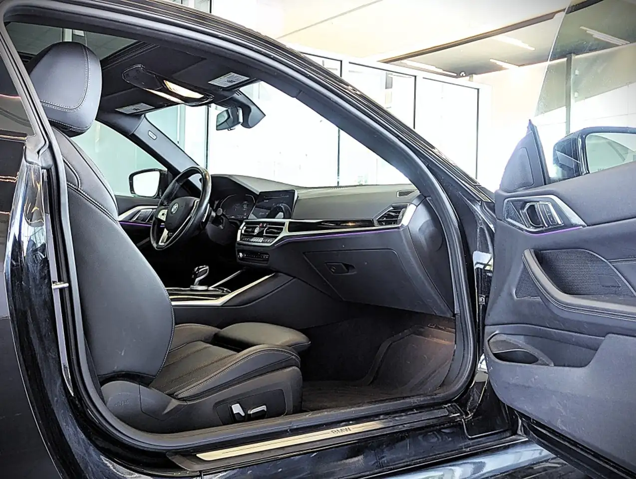 BMW 4 Series снимка BMW 4 Series