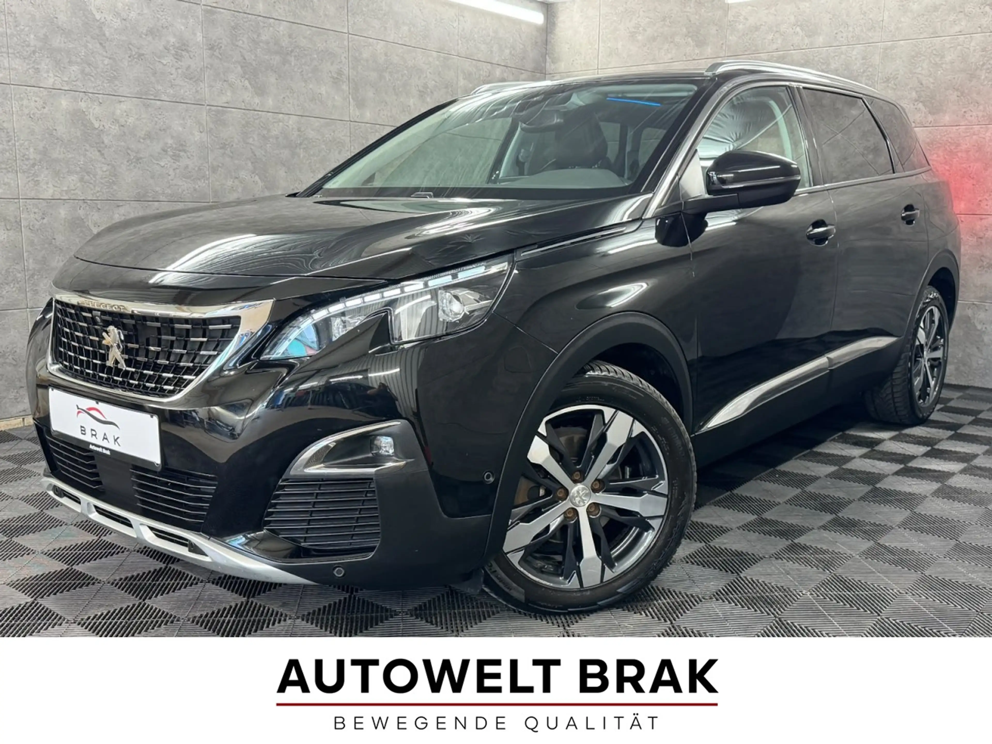 Peugeot 5008 Allure Aut*Navi*LED*Tempo*360*7-Sitze*Pano Klima