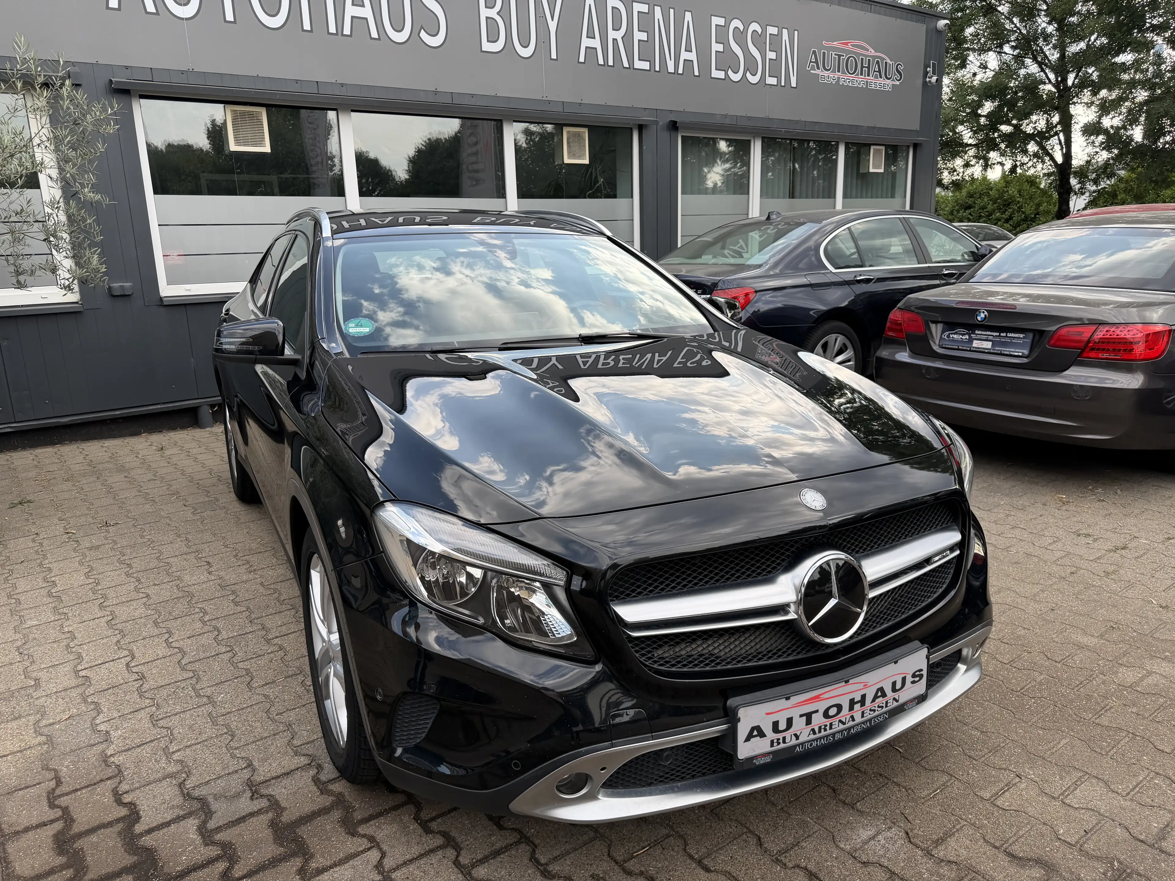 Mercedes-Benz GLA 220 CDI/d Urban 7G-DCT SUV Schwarz Voll Leder Navi Kamera