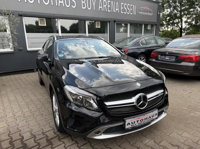 Mercedes-Benz GLA 220 CDI/d Urban 7G-DCT SUV Schwarz Voll Leder Navi Kam
