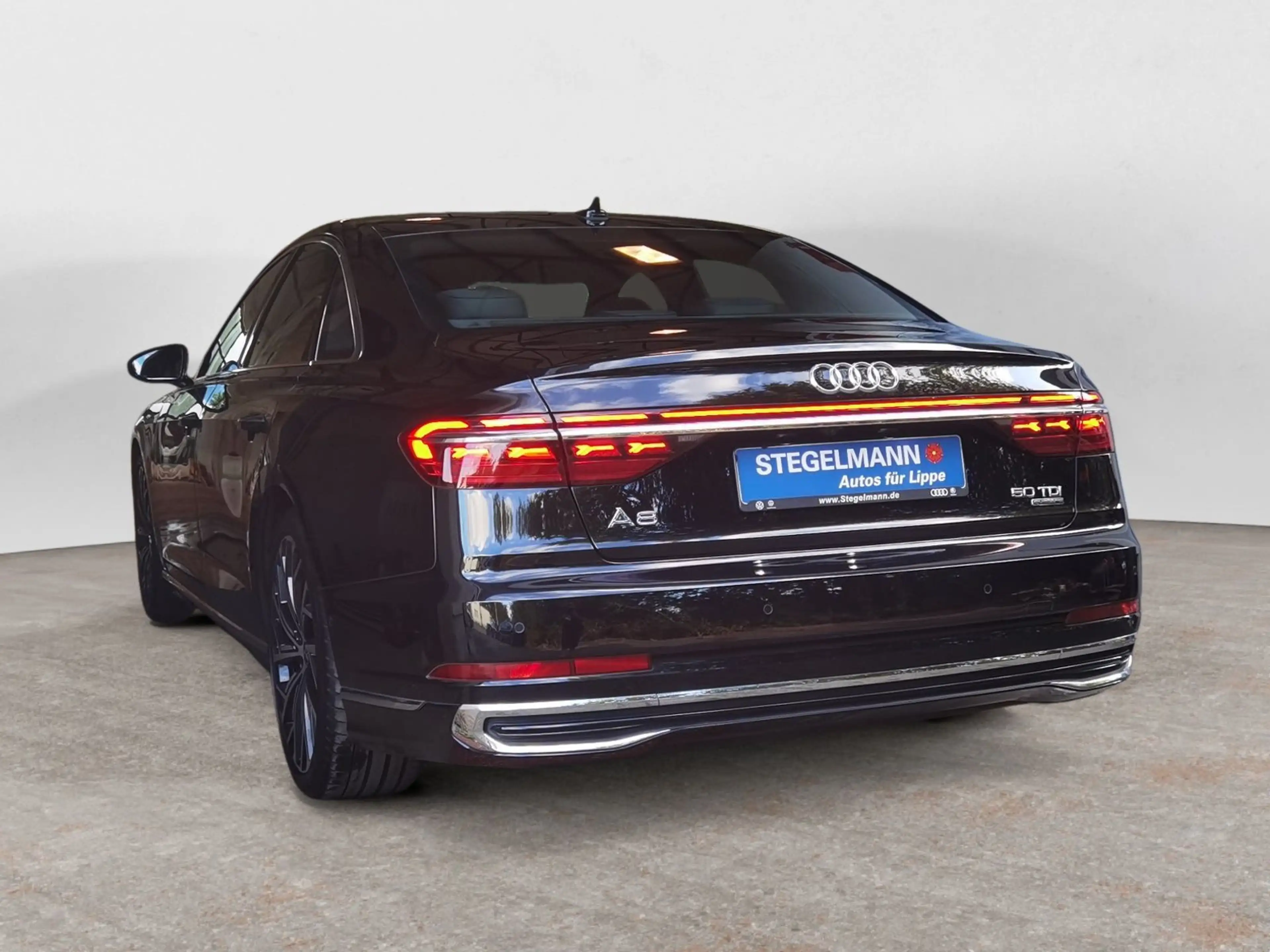 Audi A8 50 TDI qu. Tiptr. *Matrix*Navi*Pano* — photo 5