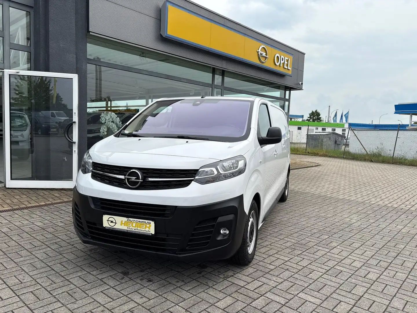 Opel Vivaro 1.5 CDTI DPF Wit - 1