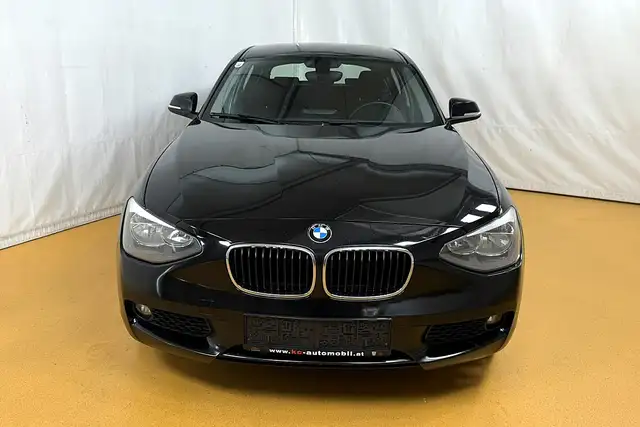 BMW 1 Series view 12