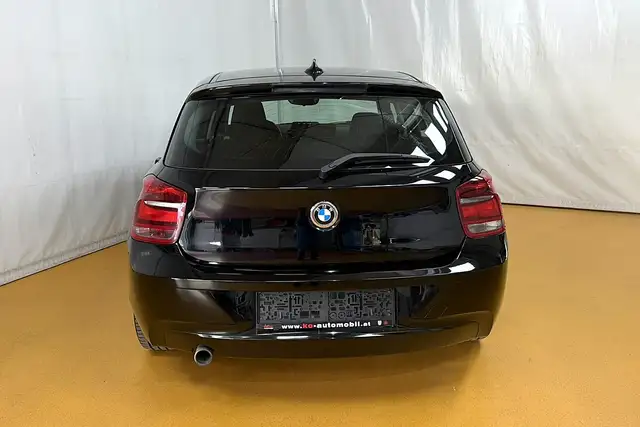 BMW 1 Series view 11
