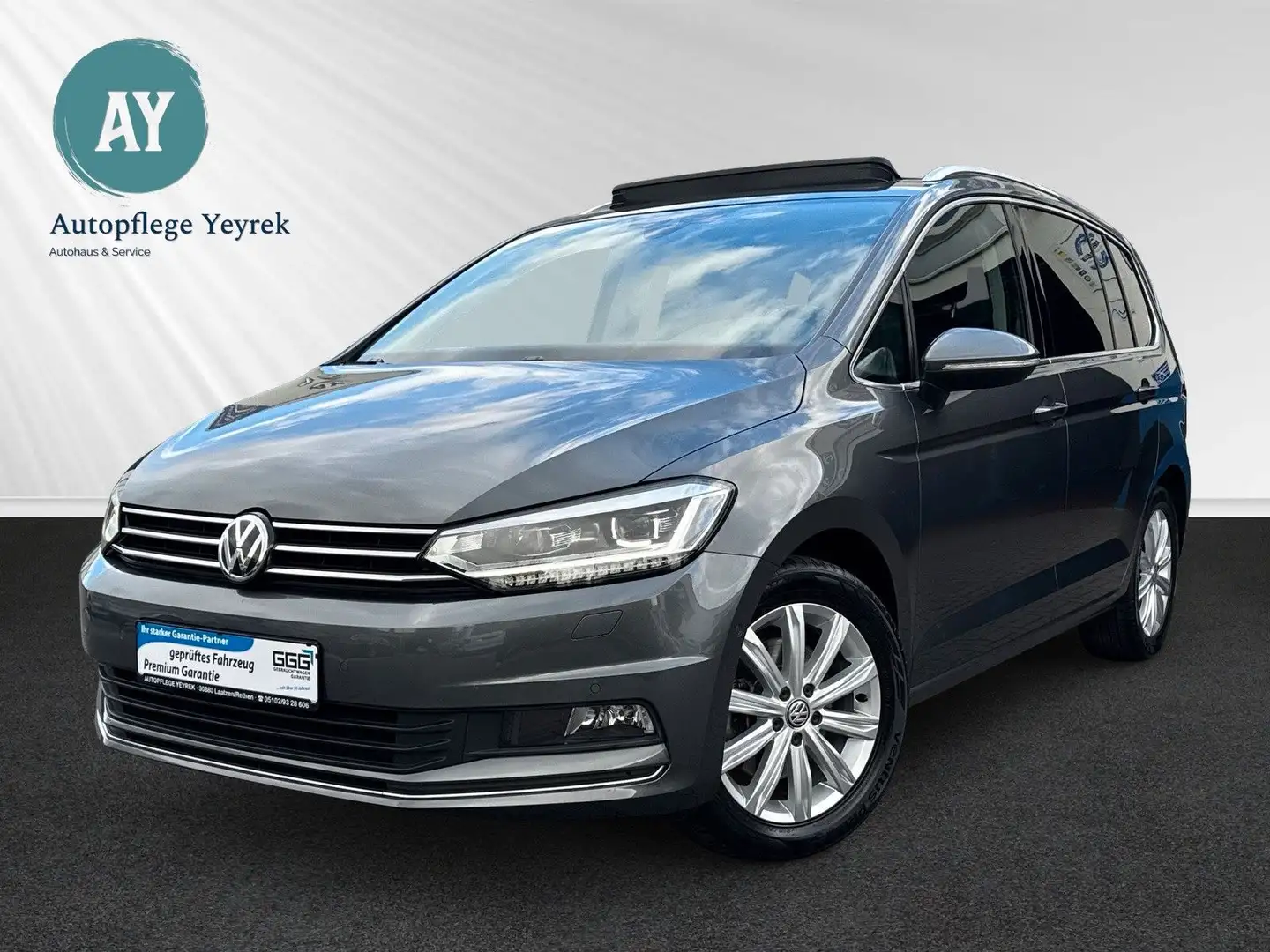 Volkswagen Touran Highline|1.Hand|Kamera|Pano|Anhänkppl.|++ Gris - 2