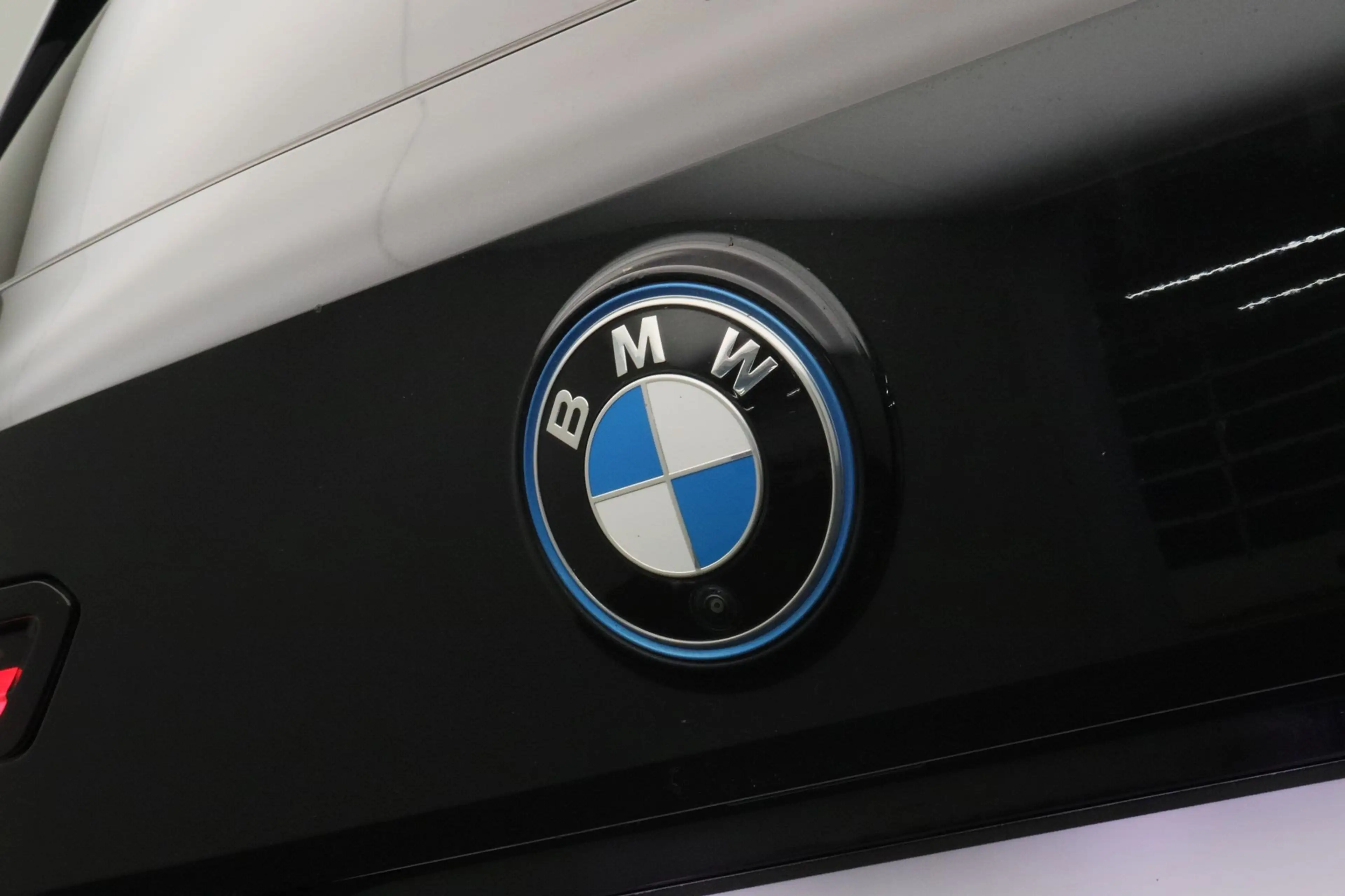 BMW iX xDrive40 High Executive 77 kWh | HIFI System Harma — photo 9