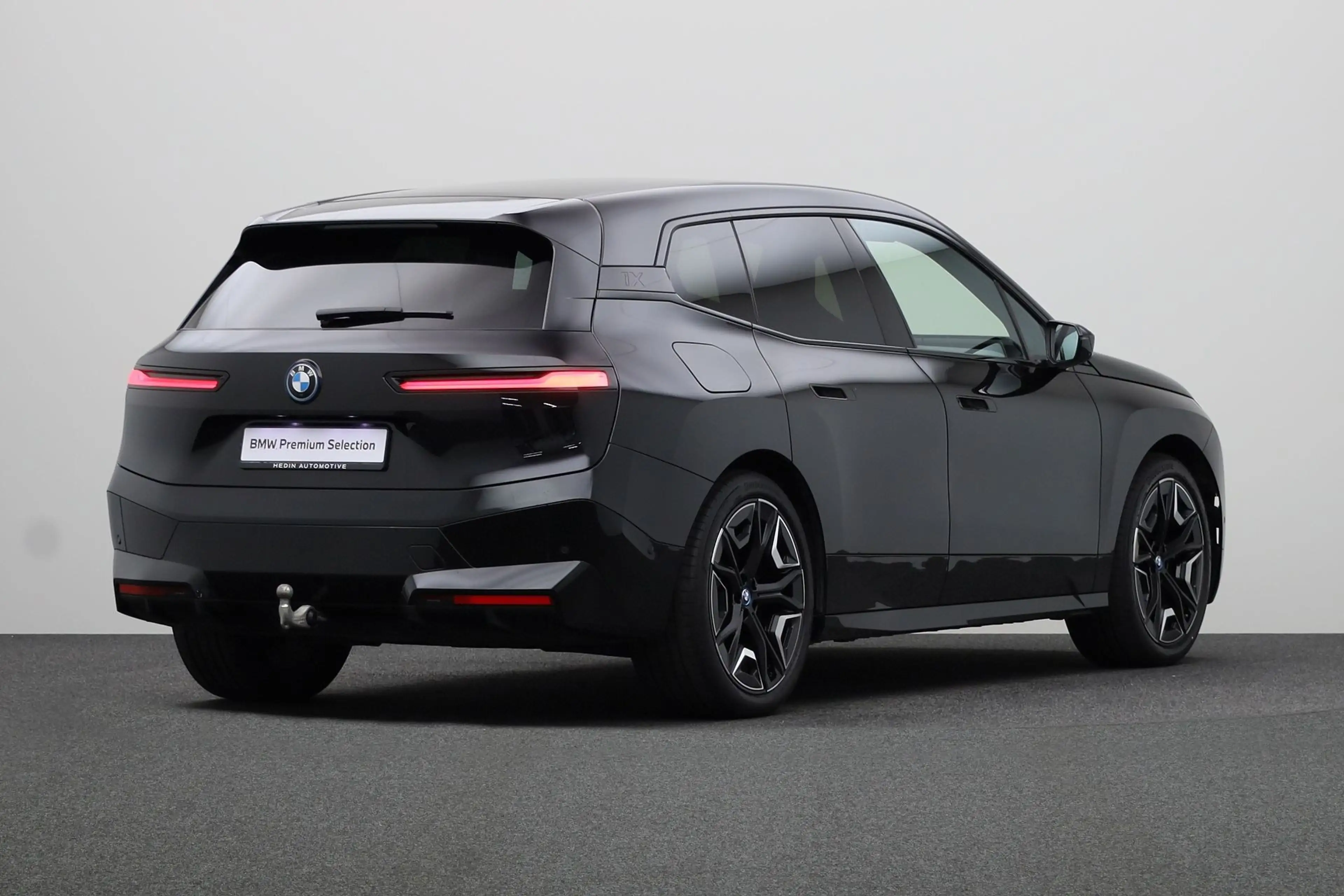 BMW iX xDrive40 High Executive 77 kWh | HIFI System Harma — photo 2