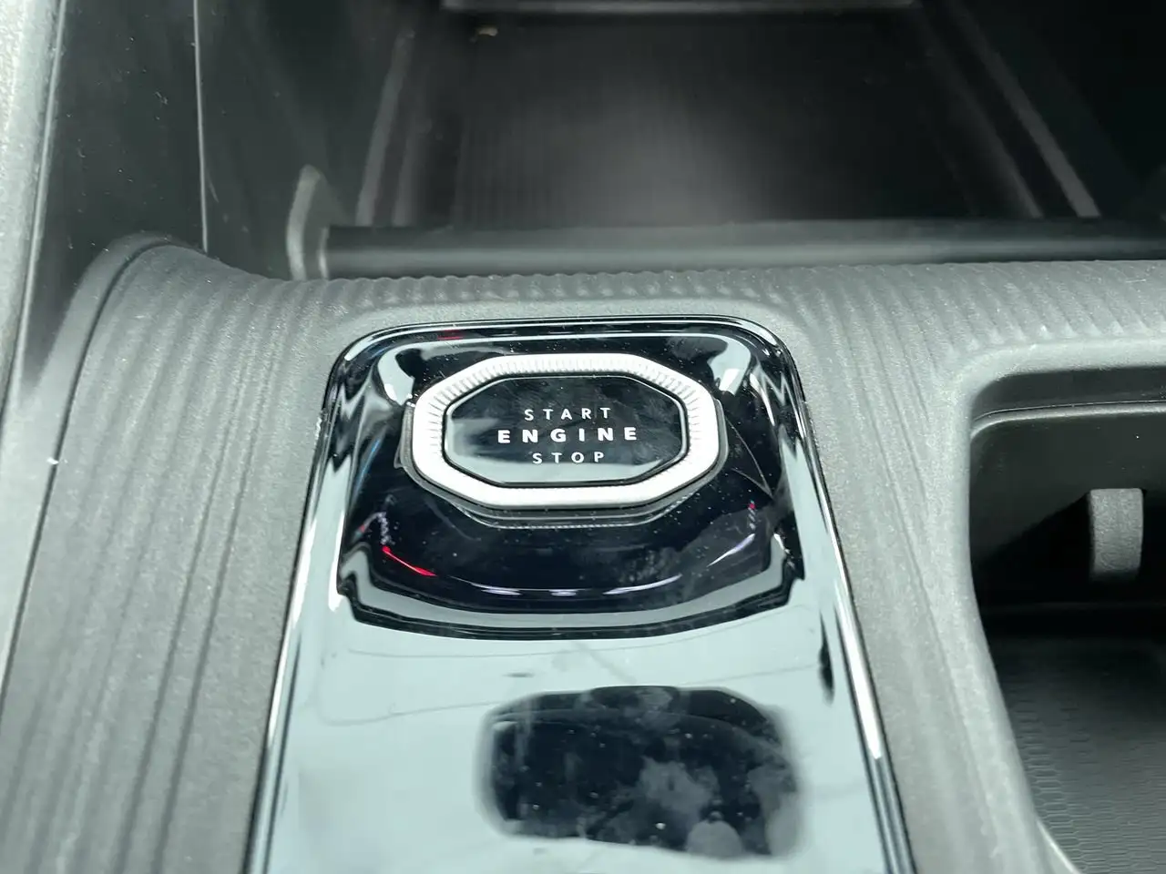 Jeep Cherokee снимка Jeep Cherokee