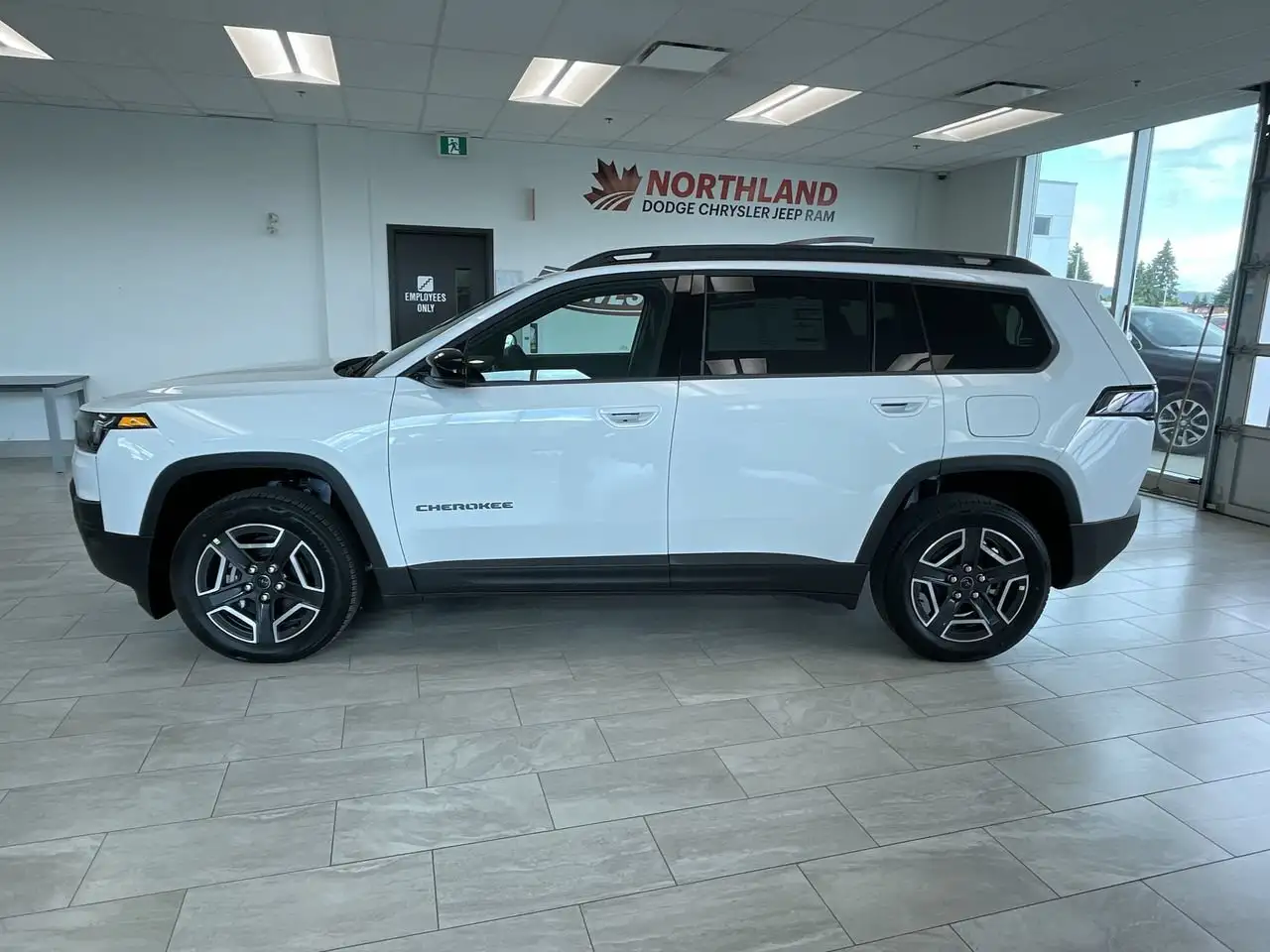 Jeep Cherokee снимка Jeep Cherokee
