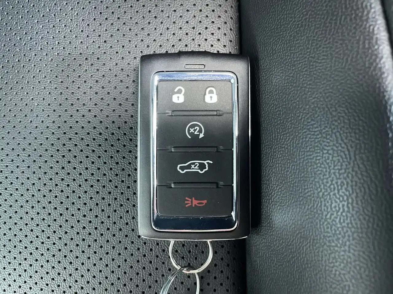 Jeep Cherokee снимка Jeep Cherokee