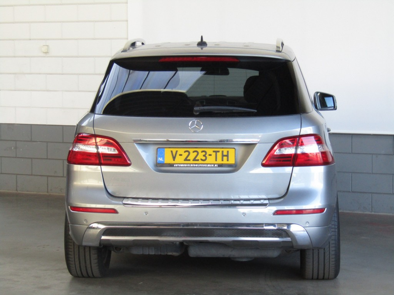Mercedes-Benz ML 350 BLUETEC 4MATIC — photo 5