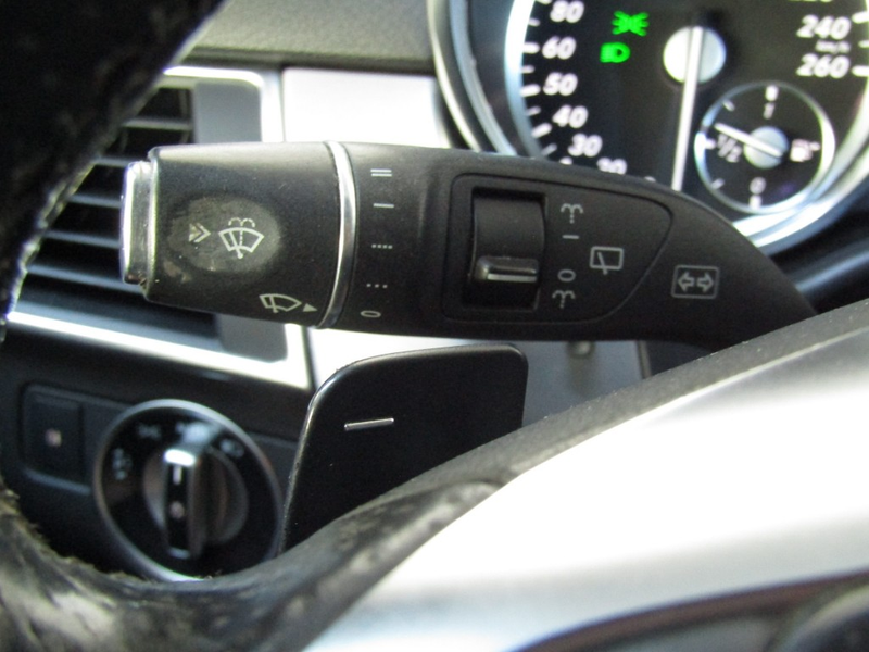 Mercedes-Benz ML 350 BLUETEC 4MATIC — photo 10