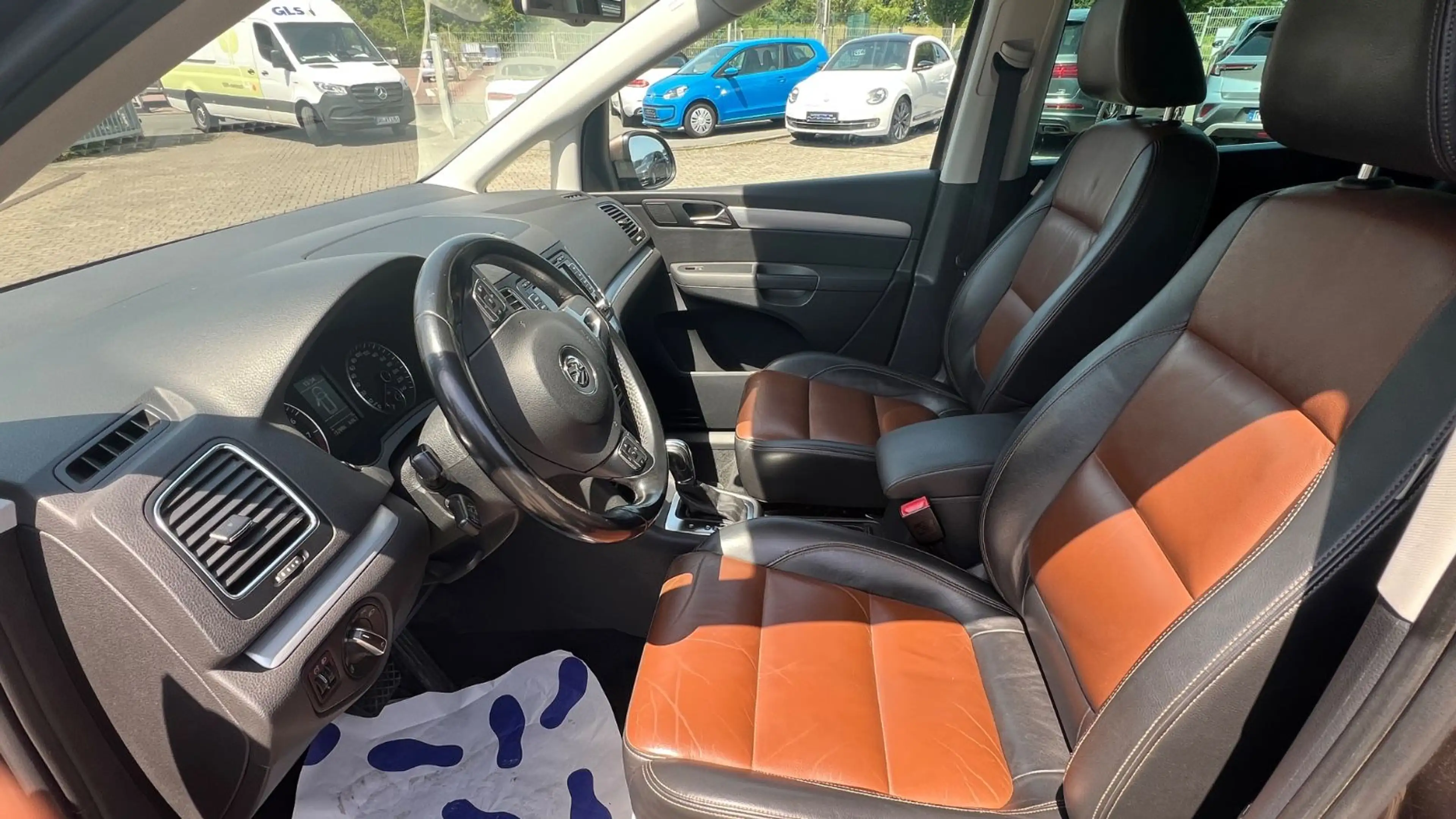 Volkswagen Sharan 1.4 TSI   Highline BMT — photo 9