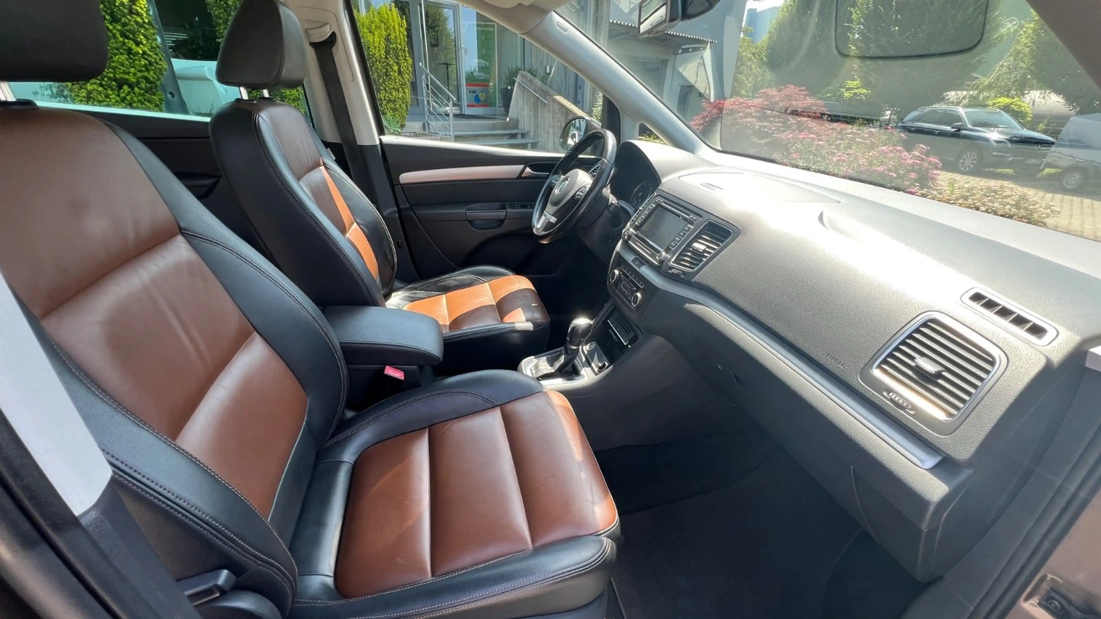Volkswagen Sharan 1.4 TSI   Highline BMT — photo 10
