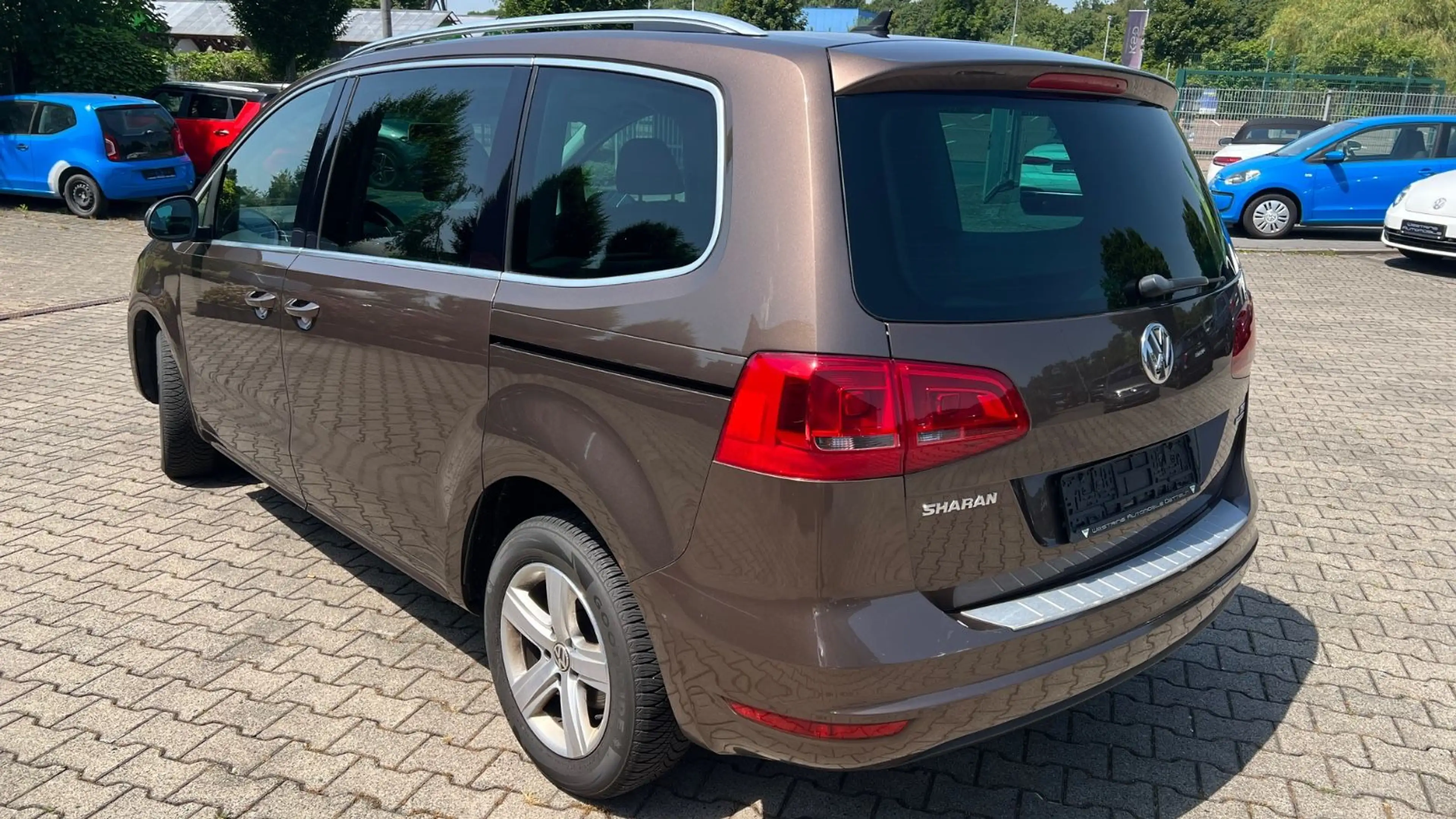 Volkswagen Sharan 1.4 TSI   Highline BMT — photo 3
