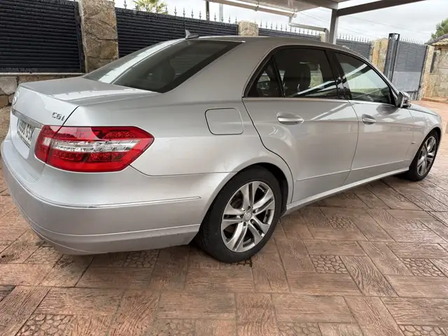Mercedes-Benz E 350 BT Avantgarde 7G