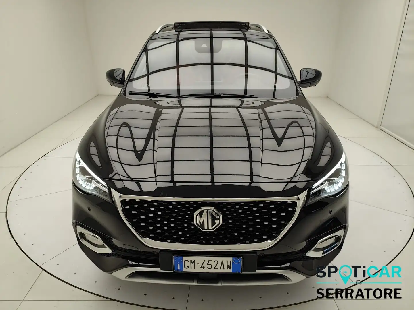 MG HS 1.5 t Luxury Noir - 2