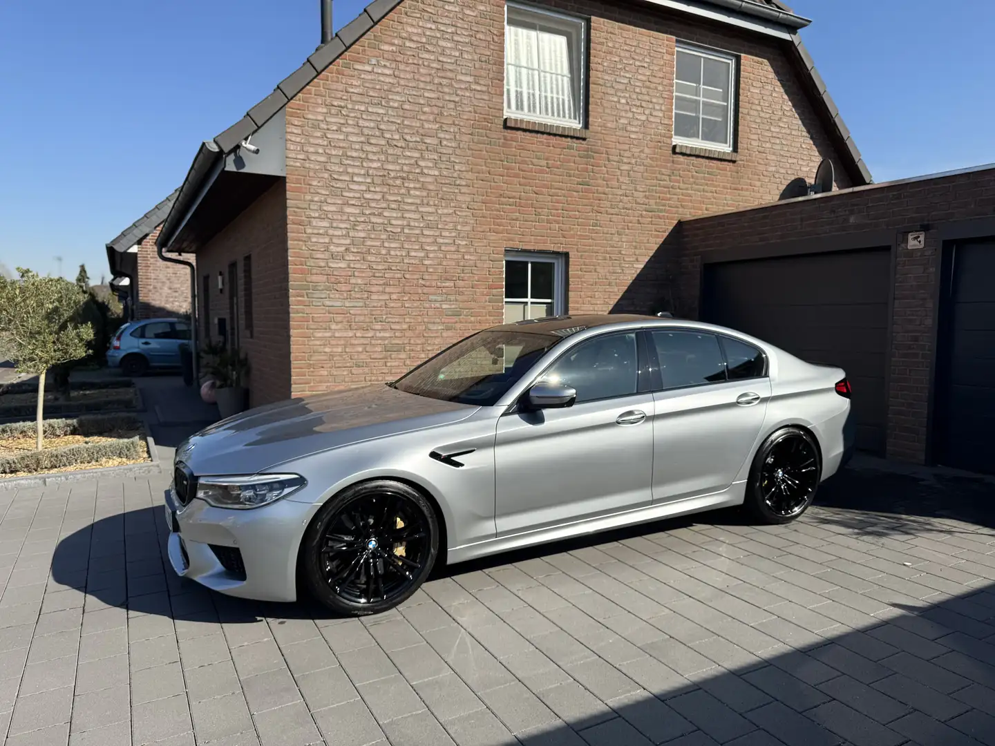 BMW M5 BMW M5 Carbon B&W PPF Gewinde M Driver´s Package - 2